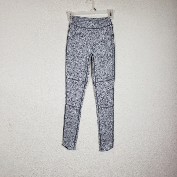 Gymshark gray leggings size XS - Picture 1 of 9